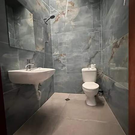Economy Apartament *
